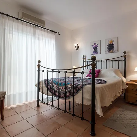 Vila Castelo Tradicional 4* Ferragudo (Faro)