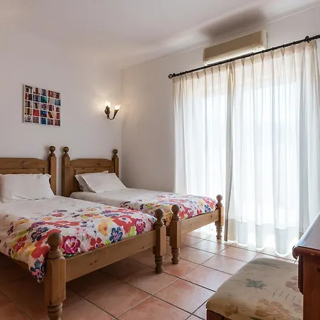 פארק נופש Vila Castelo Tradicional 4*